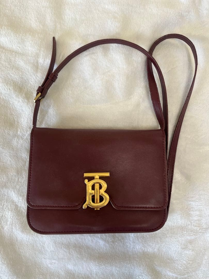 Burberryショルダーバッグ/ボルドー