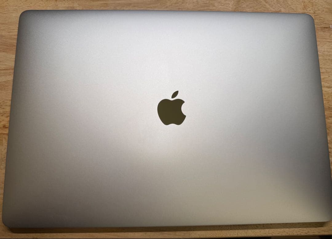 MacBookPro 2018 15インチ i9 32GB 512GB