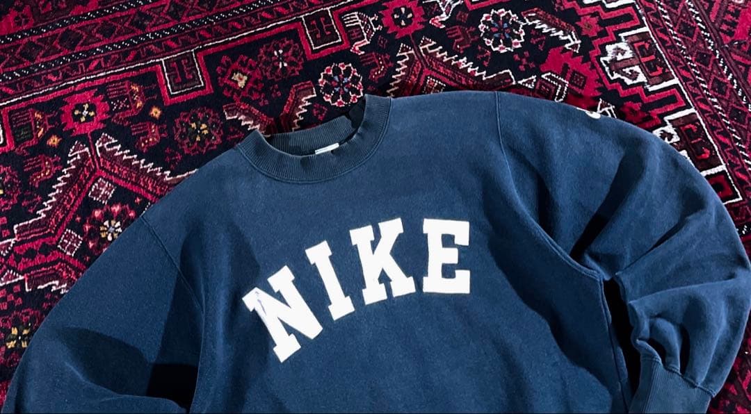 ユ*ウ様 NIKE ナイキ 90's ワッペンロゴ スウェット トレーナー ブラ