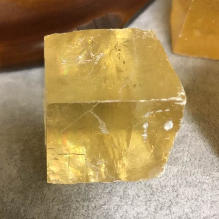 ★特選♡贈答品★1.5kg超【GIFT♡箱入り10石☆ゴールデンカルサイト】P②