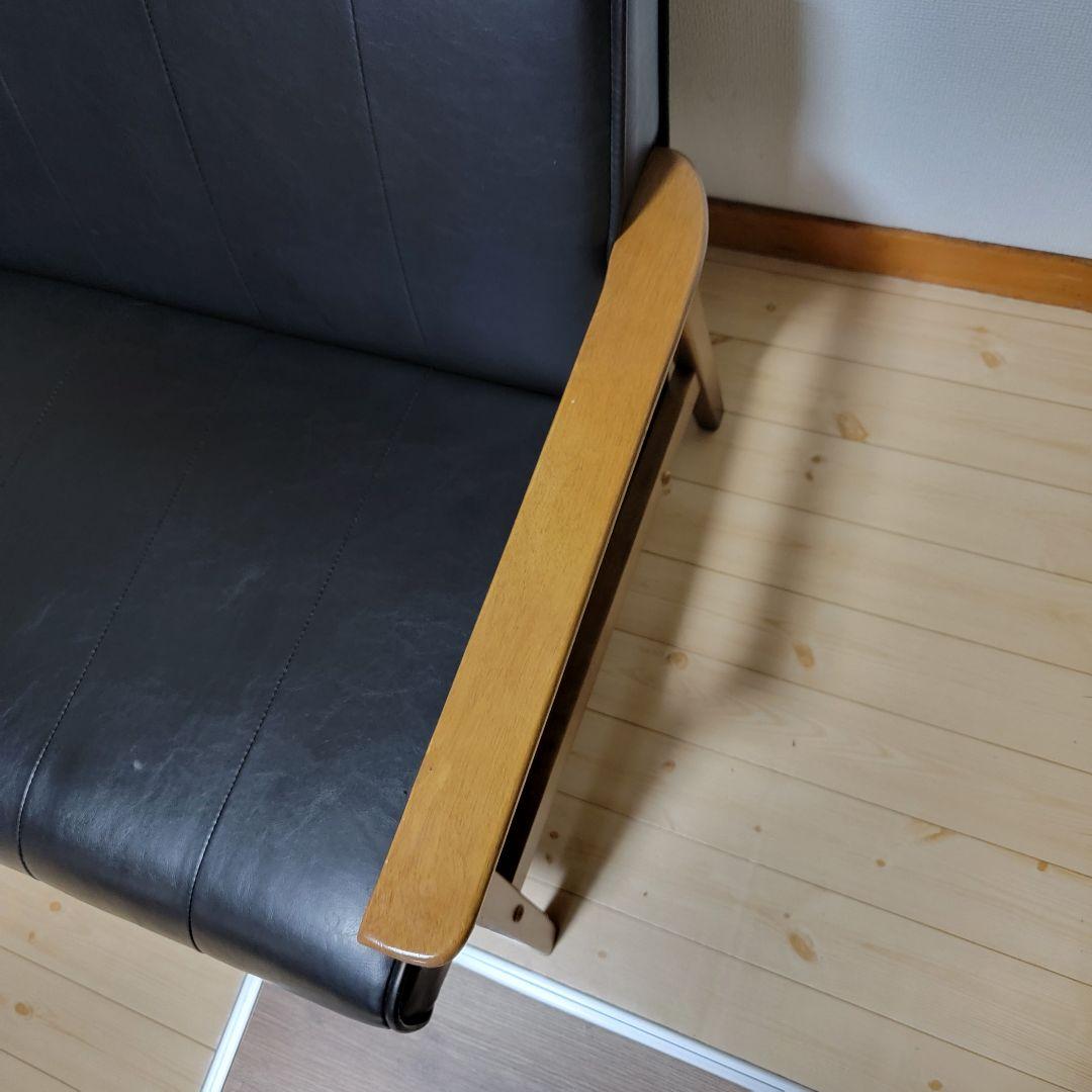 ソファー 幅128cm 二人掛け 2人用 レザー調 ひじ掛け 木製 合成皮革