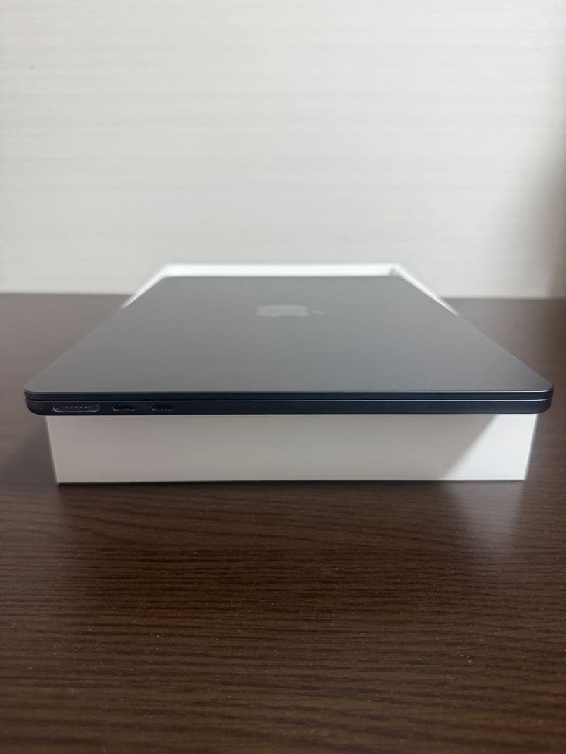 Apple MacBook Air M2 256Gミッドナイト 本体