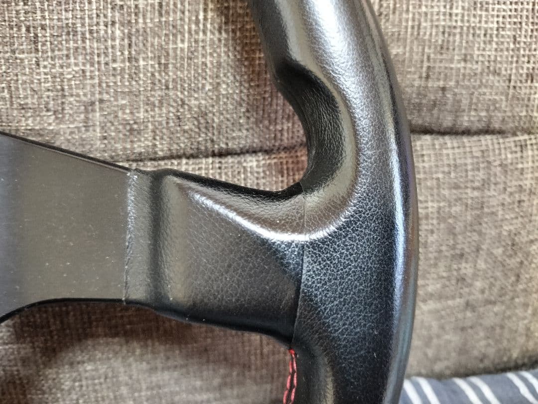 MOMO CORSE ステアリング