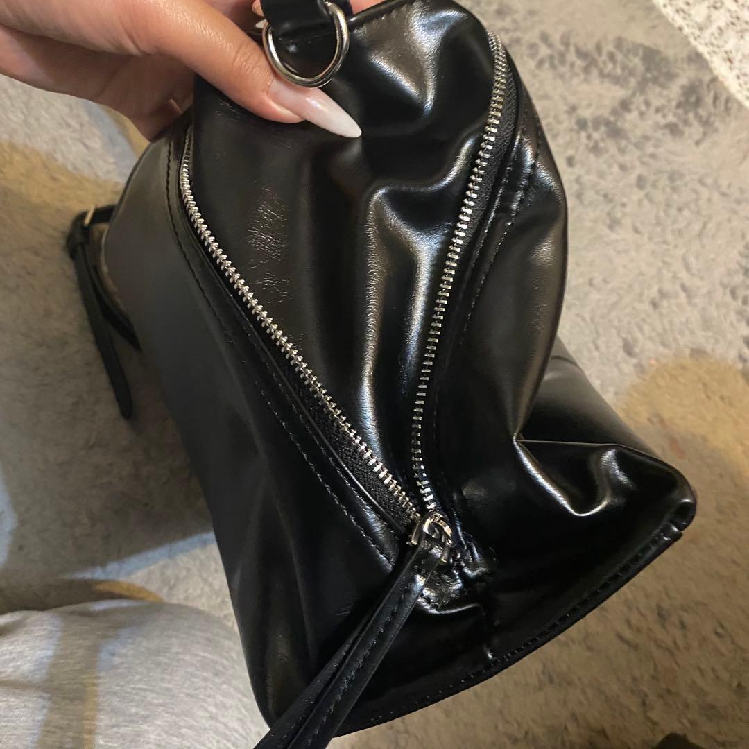 【美品】Matin Kim ブラックレザーショルダーバッグ 最終値下げ価格‼️