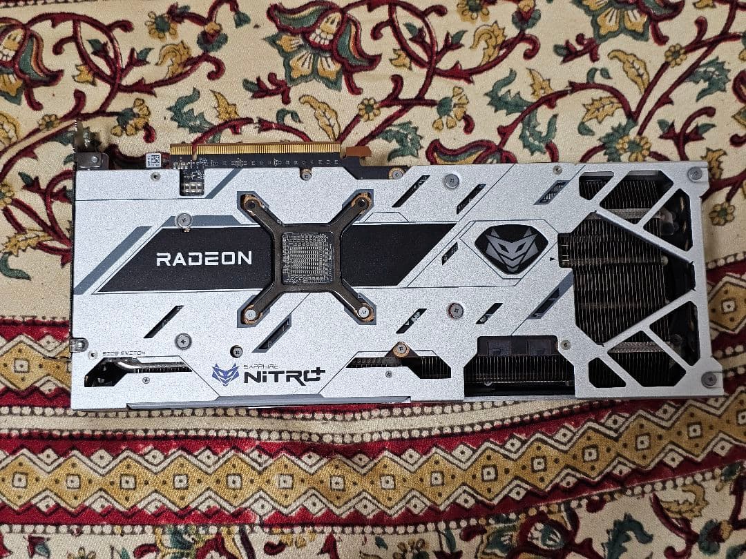 グラフィックボード・グラボ・ビデオカード SAPPHIRE NITRO+ Radeon RX 6700 XT OC