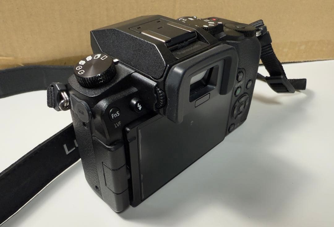 LUMIX DMC-G7 シャッター回数3759回