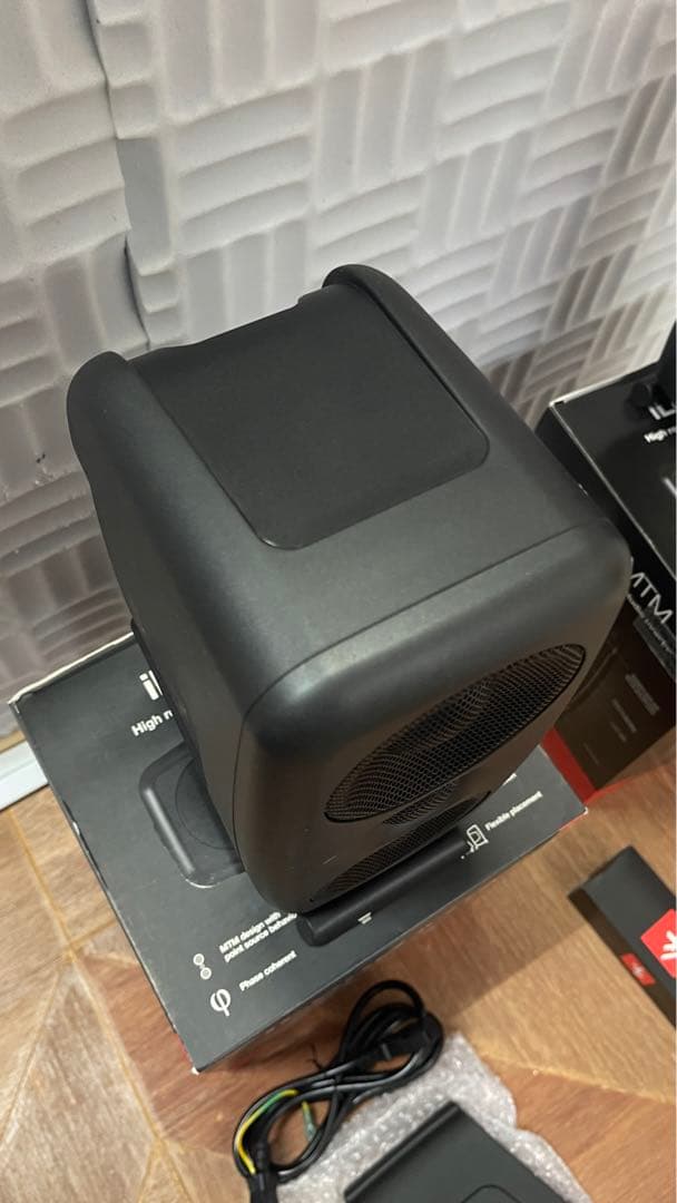 美品IK Multimedia iLoud MTM ARCマイク付き