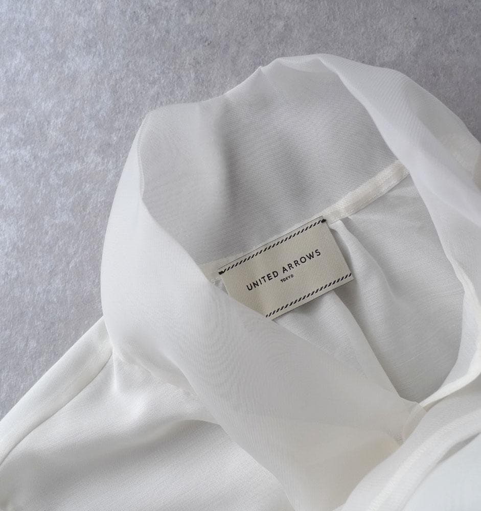 ■専用■ユナイテッドアローズ TOKYO 2,3万 シアー ボウタイブラウス 白