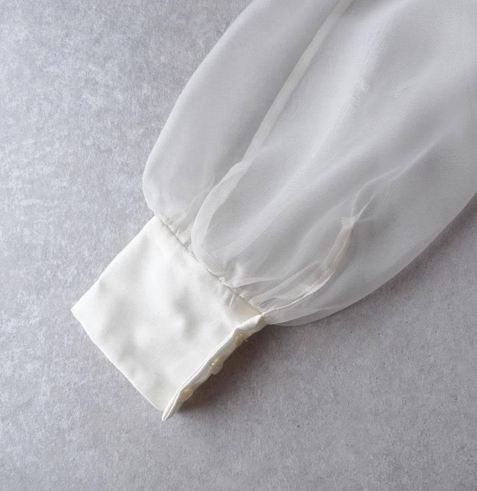 ■専用■ユナイテッドアローズ TOKYO 2,3万 シアー ボウタイブラウス 白