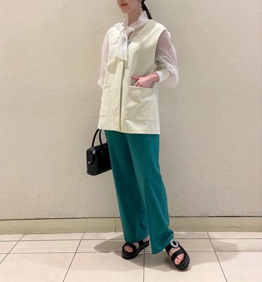 ■専用■ユナイテッドアローズ TOKYO 2,3万 シアー ボウタイブラウス 白