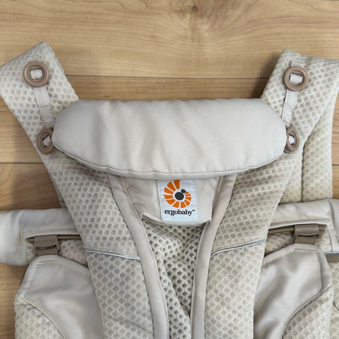 ergobaby OMNI breeze 抱っこひも　ナチュラルベージュ