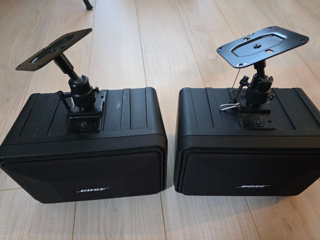 BOSE スピーカー　101MMペア　ブラケット付き