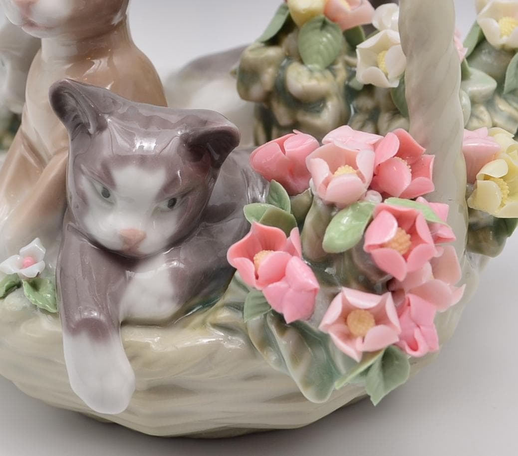 かごの中の3匹の仔猫　＃1444　★リヤドロ　スペイン　光沢仕上げ　ヴィンテージ