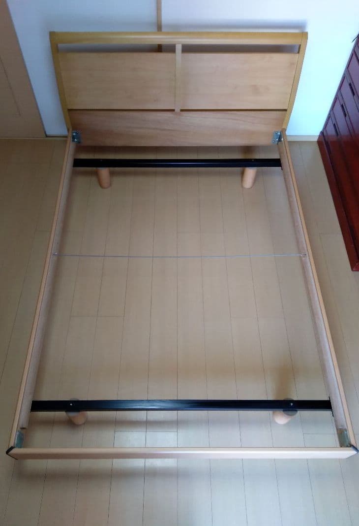 アイシン精機株式会社　ダブルベッド　ベットフレーム