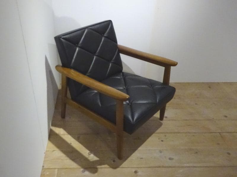 カリモク　WS1120BW　1Pソファ　アームチェア （黒・レザー)　B　美品