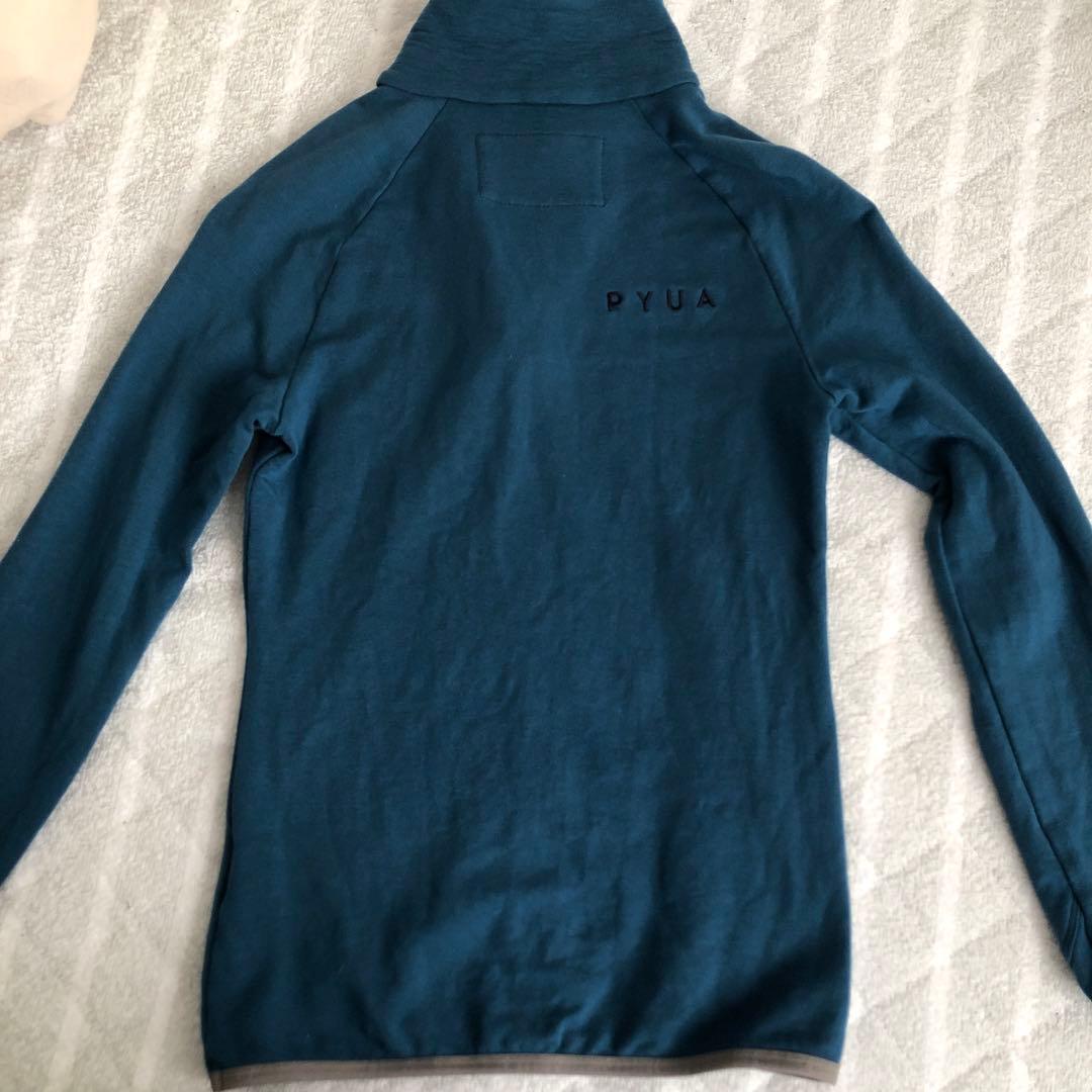 定価約27,000円　スキーウェア