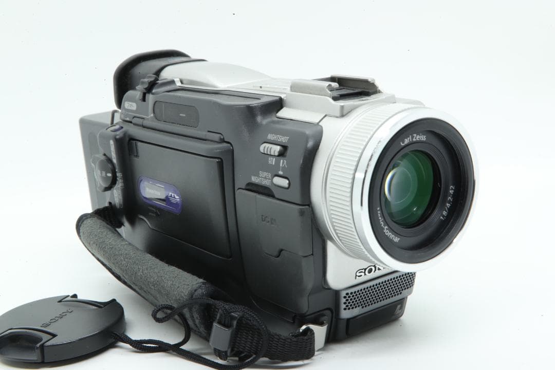 【Q2285】 SONY Digital Handycam DCR-TRV20