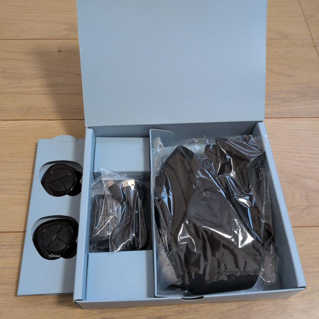 YA-MAN メディリフト 美顔器 ブラック