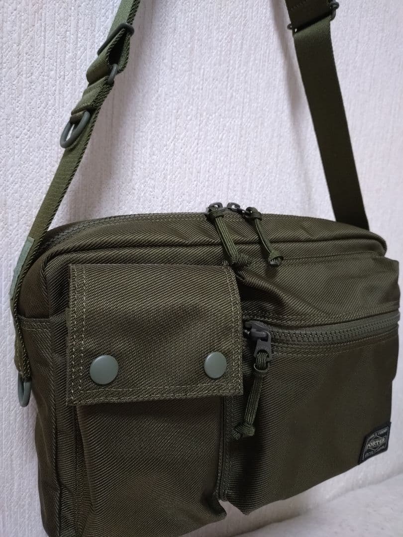 【極美品】ポーター　ユニット　ショルダーバッグ　グリーン　オリーブ　カーキ