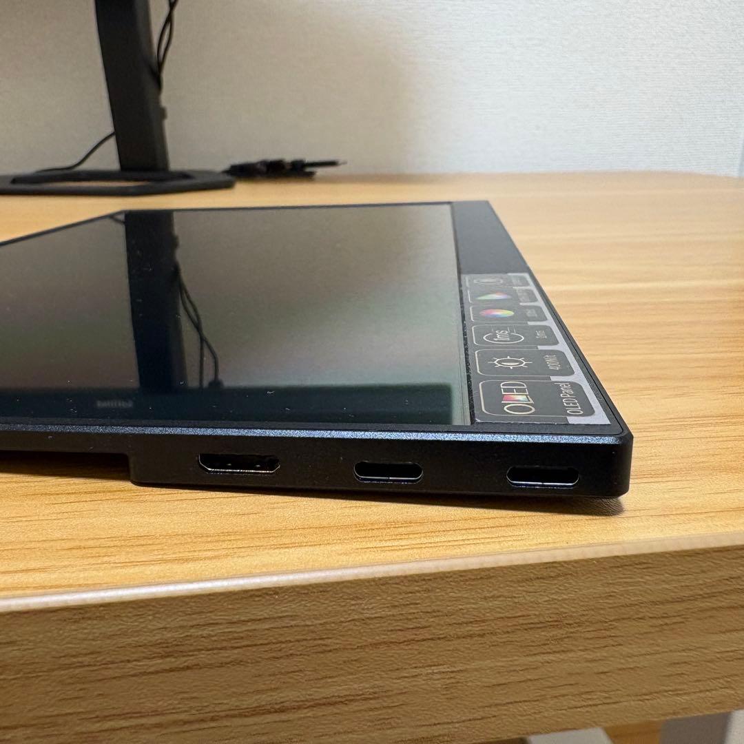 Intehill 有機el 13.3インチ モバイルモニター