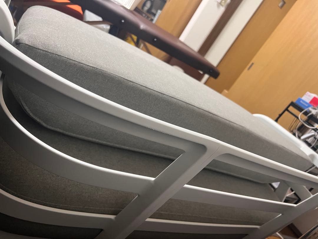 2人掛けソファ グレー×ホワイト ファブリック 肘付き