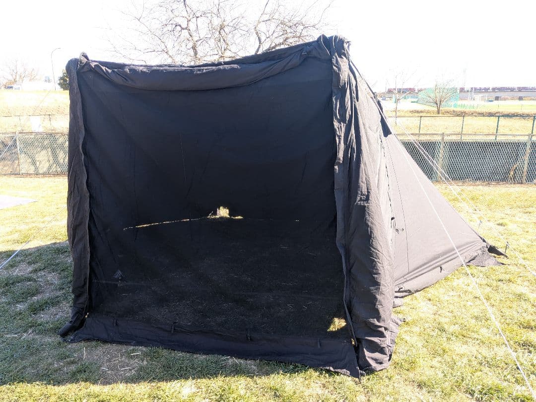 FUTURE FOX　FOX BASE EVO+前幕付き　ブラック　パップテント