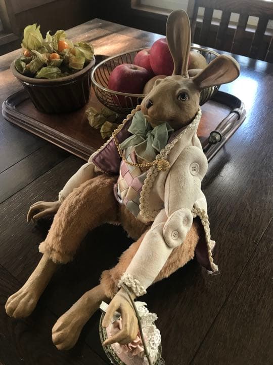 イギリス　うさぎの　アンティークドール