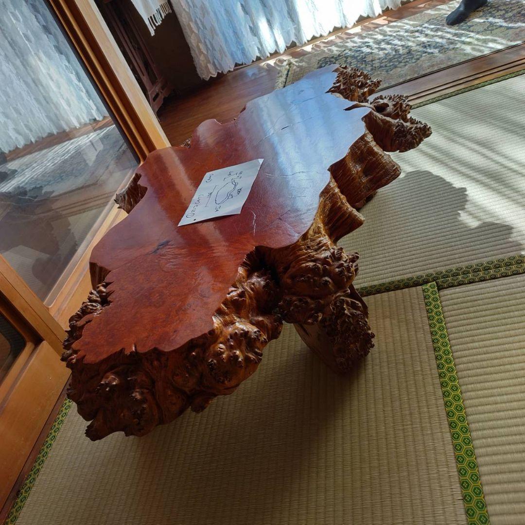 イチイ（一位）の一枚板のロ－テ－ブル