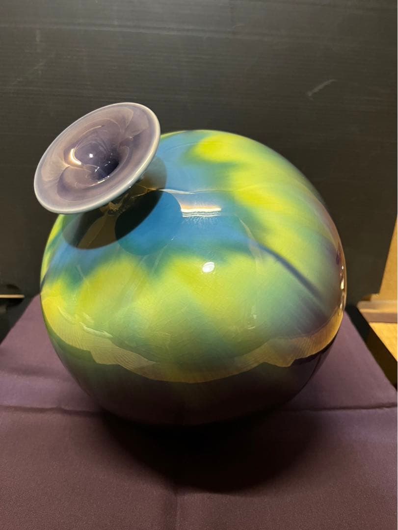 人間国宝　三代徳田八十吉　【正彦】　碧明釉　壺