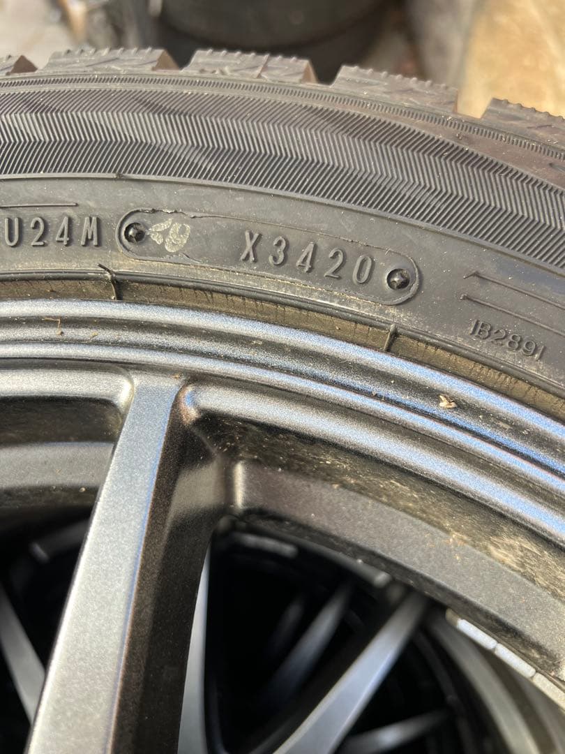 17インチ スタッドレス ホイールセットダウンロップ