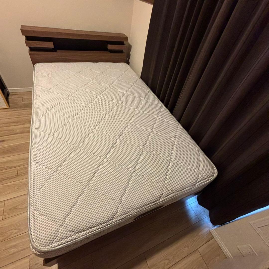シモンズ セミダブル マットレス｜定価約12万円｜美品