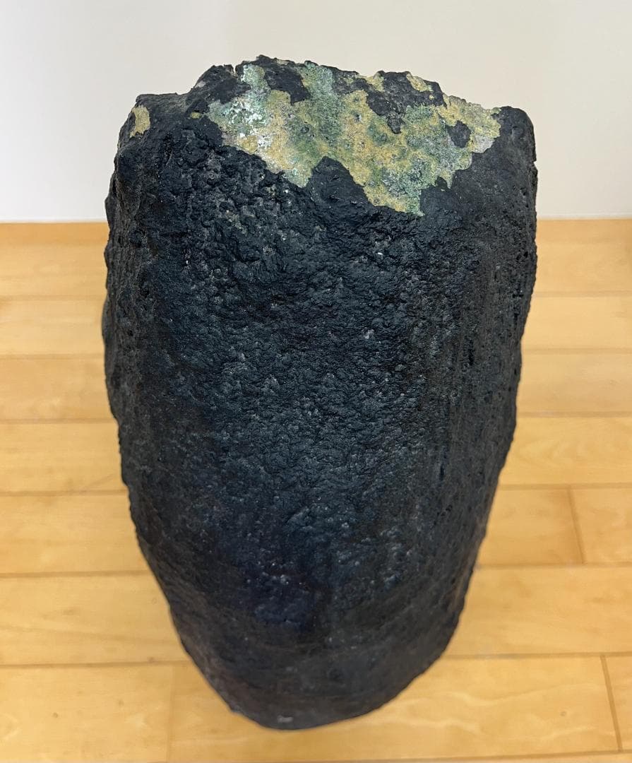 稀少鉱物 カコクセナイト内包（レインボー発色）アメジストドーム 約60cm