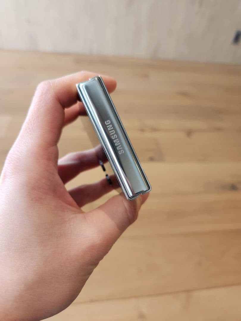 Samsung Z Flip5 256GB ミント SIMフリー 良品 即発送