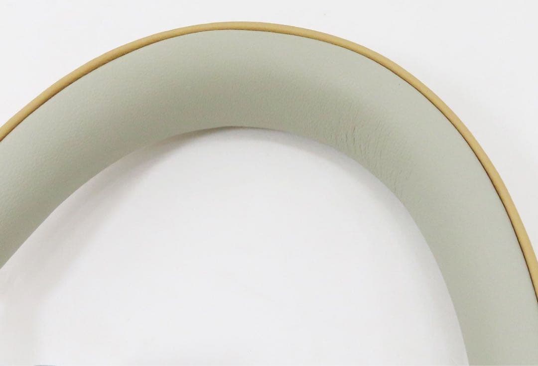 Bowers & Wilkins　バウワース＆ウィルキンス　PX8