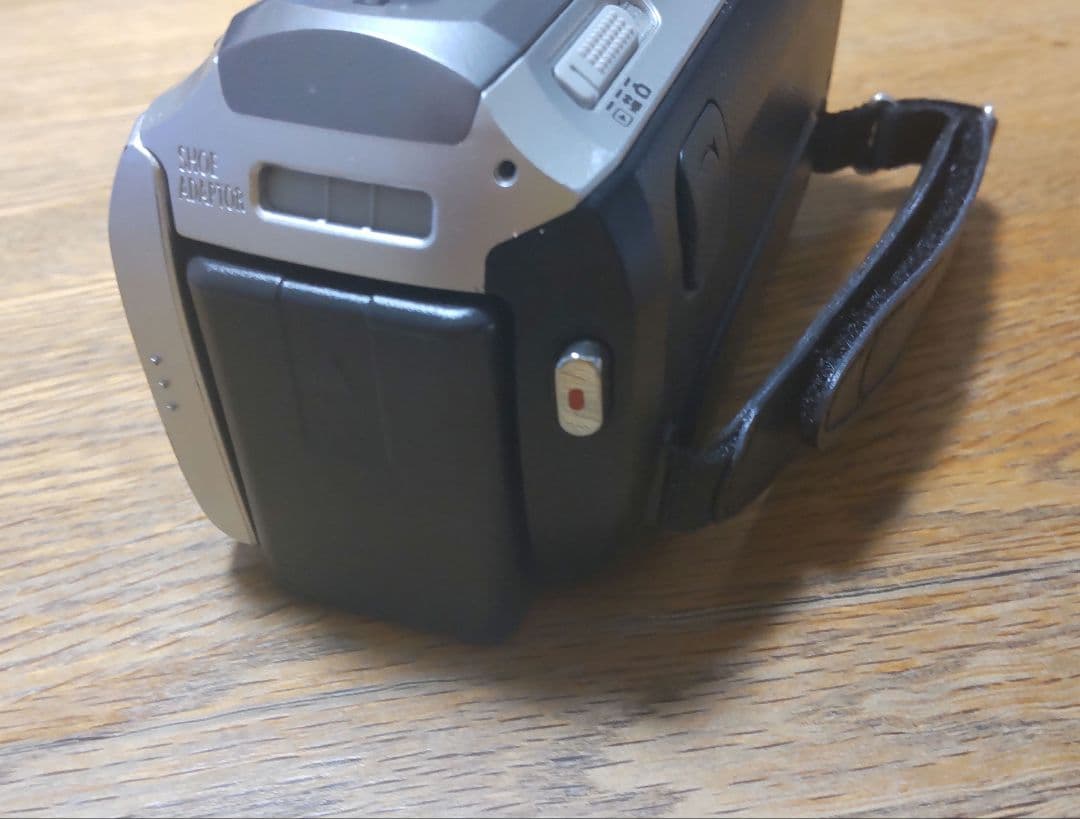 【中古品】Panasonic ビデオカメラ HC-V600M