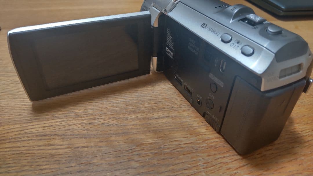 【中古品】Panasonic ビデオカメラ HC-V600M