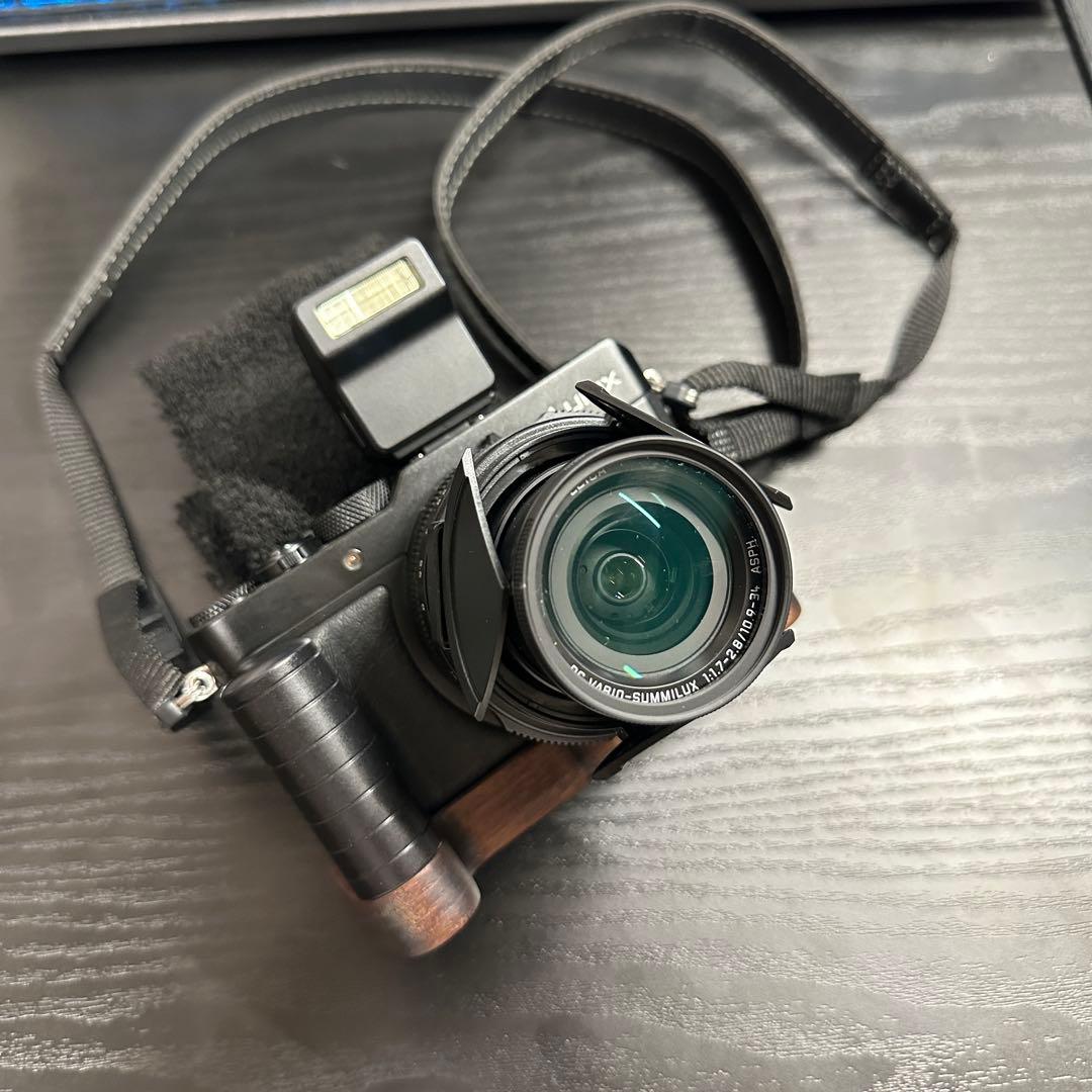 【美品・おまけ付】Panasonic LUMIX DMC-LX100-K