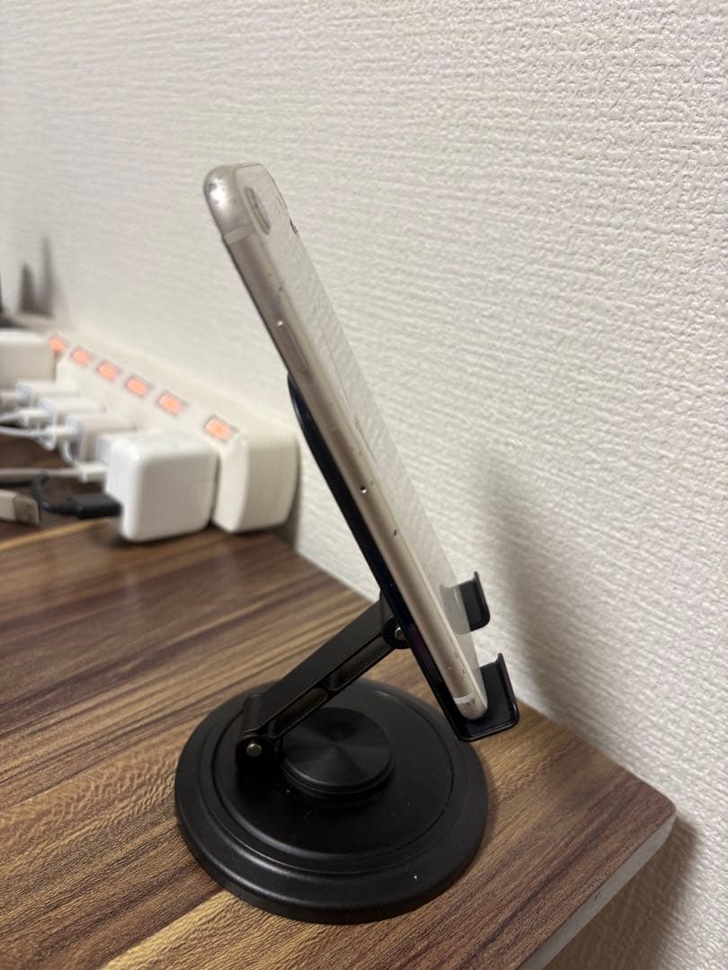 【格安！】【即日発送！】 iPhoneSE3 64GB ホワイト