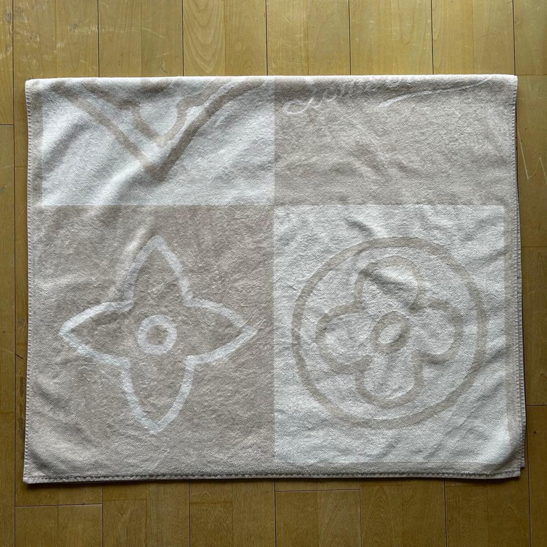 LOUIS VUITTON ビーチタオル　ブランケット　タイシェンヌ　ベージュ