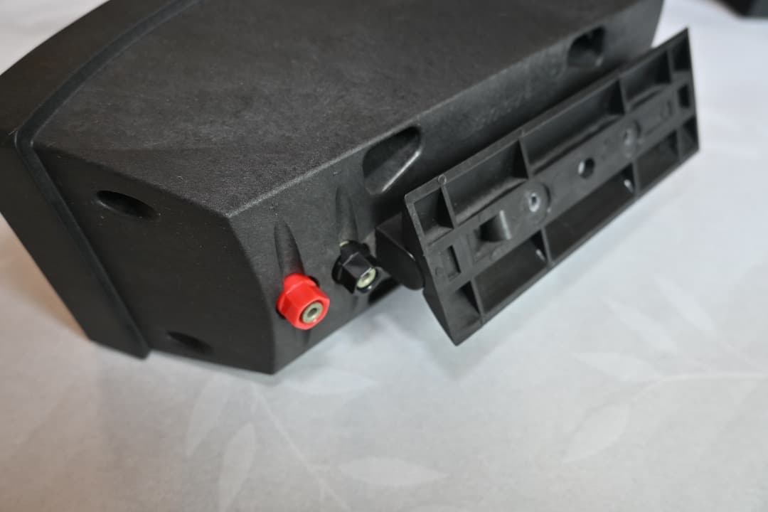 BOSE 151SE ペア小型スピーカー