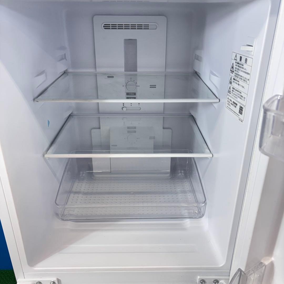 737 SHARP 付け替えどっちもドア　冷蔵庫　100L強　小型　一人暮らし