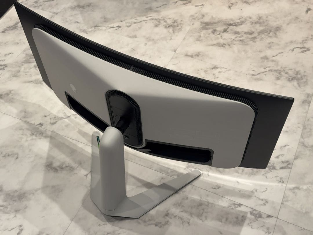 Dell AW3423DW 有機ELモニター 保証期限内　画面キズあり箱なし