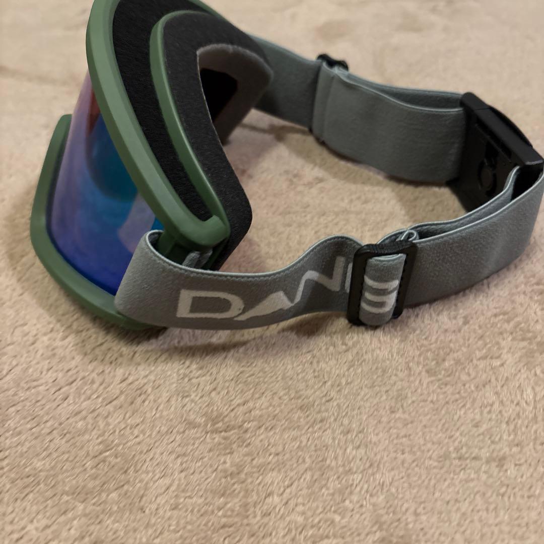 美品　DAMG SHADES ダンシェイディーズ　ゴーグル　マグネットバックル