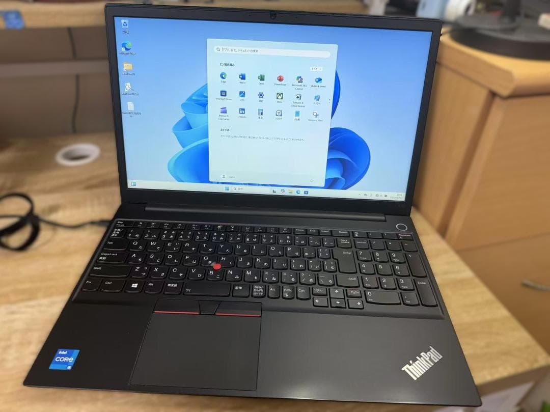 美品 Lenovo ThinkPad i5 16GB SSD512 Office