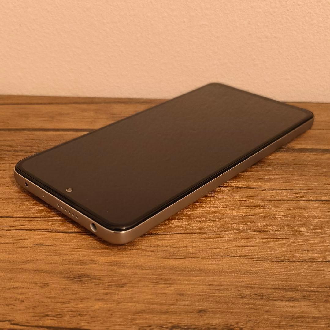 Redmi Note 11 Pro 5G ポーラーホワイト