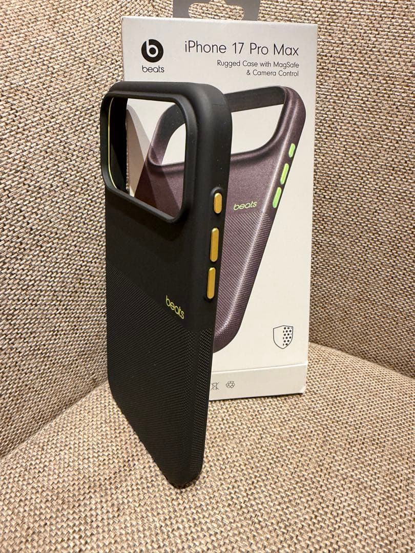 beats iPhone 17 Pro Max ケース