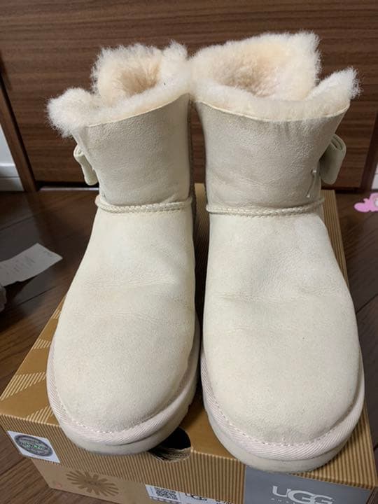 UGG ムートンブーツ　リボン　ジャッキー