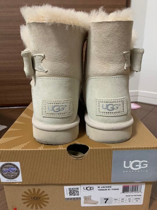 UGG ムートンブーツ　リボン　ジャッキー