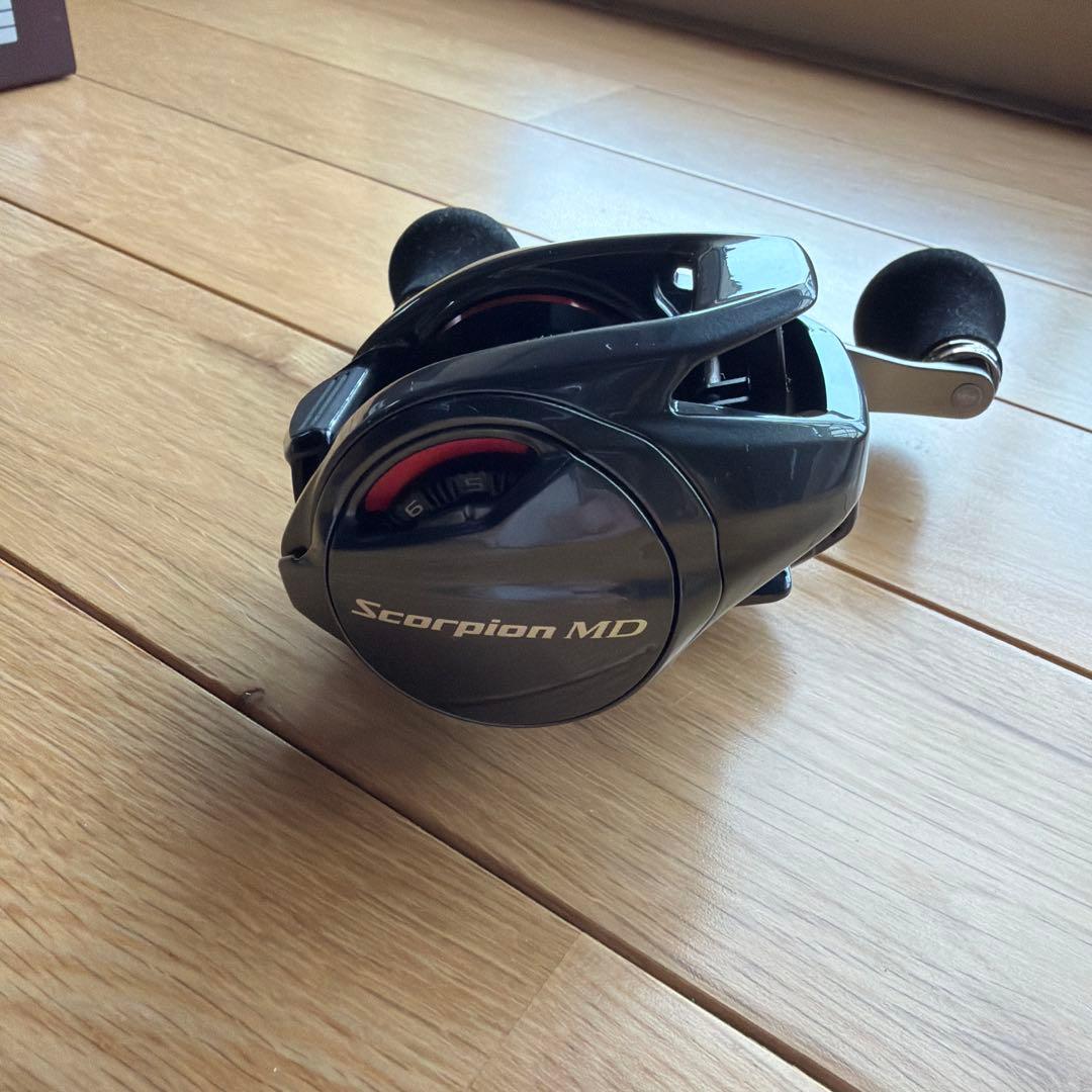 SHIMANO 24 Scorpion MD 301XGLH 左