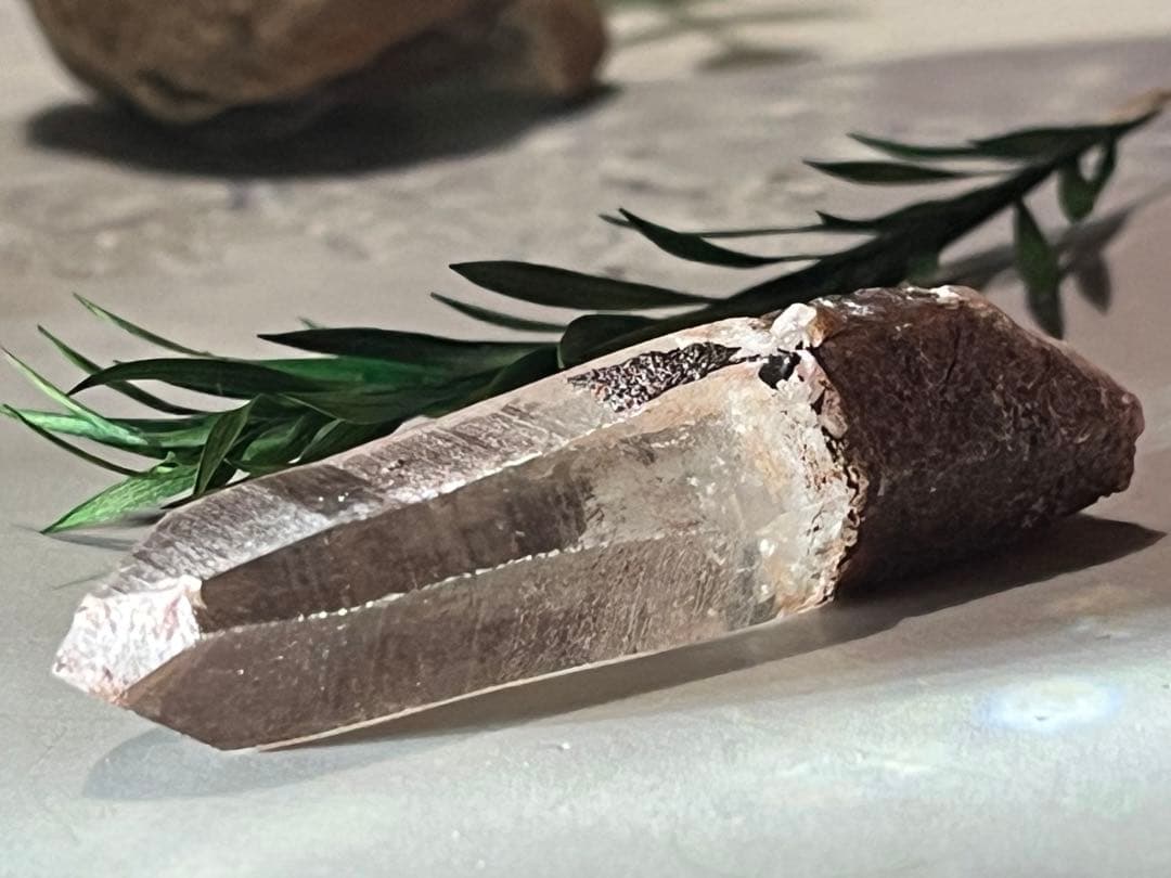 ダウ　ホワイトファントム ✨ヒマラヤ　ピンク水晶  原石　ポイント